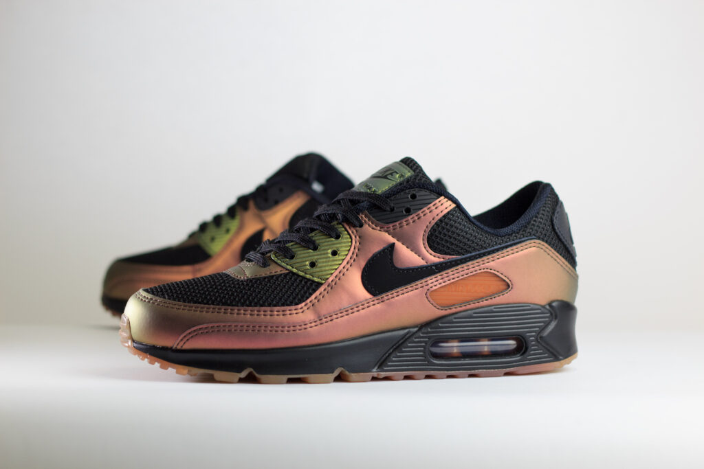 Nike Air Max 90 Metallic Copper – Zwart/Brons Heren/Dames/Unisex Sneakers - Mesh/Leer - HQ4042-001 - Zijkant