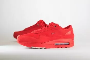 Nike Air Max 1 ’86 Jacquemus Mystic Red (W) – Rood Heren/Dames/Unisex Sneakers – Leer/Suède - HM6690-600 – Zijkant