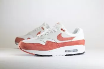 Nike Air Max 1 ’87 White Canyon Pink (W) – Roze/Wit Heren/Dames/Unisex Sneakers – Leer/Suède - FZ1468-100 - Zijkant