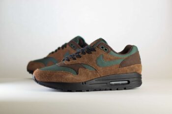 Nike Air Max 1 Beef and Broccoli – Bruin/Groen/Zwart Heren/Dames/Uniseks Sneakers – Suède/Mesh - FZ3590-259 – Zijkant