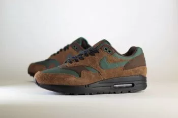 Nike Air Max 1 Beef and Broccoli – Bruin/Groen/Zwart Heren/Dames/Uniseks Sneakers – Suède/Mesh - FZ3590-259 – Zijkant