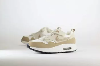 Nike Air Max 1 EasyOn Phantom Light Orewood Brown (PS) - Beige/Bruin/Wit Jongens/Meisjes/Kinder Sneakers - Mesh/Leer - DZ3308-006 - Zijkant