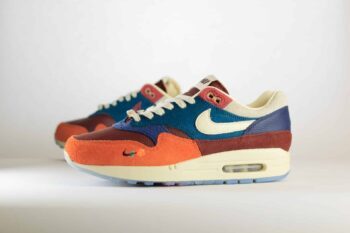 Nike Air Max 1 Kasina Won-Ang Orange – Oranje/Wit/Blauw Heren/Dames/Uniseks Sneakers – Leer/Suède - DQ8475-800 – Zijkant