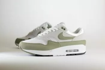 Nike Air Max 1 Light Army (W) – Groen/Wit Heren/Dames/Unisex Sneakers – Vilt/Mesh - DZ2628-112 – Zijkant