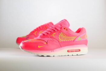 Nike Air Max 1 Premium Dia de Muertos – Roze/Wit/Geel Heren/Dames/Uniseks Sneakers – Leer - FQ8172-645 – Zijkant